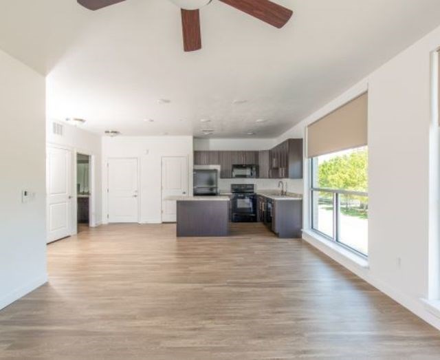 Woodgrain Plank Flooring at 600 Lofts Apartments, Salt Lake City, UT, 84111