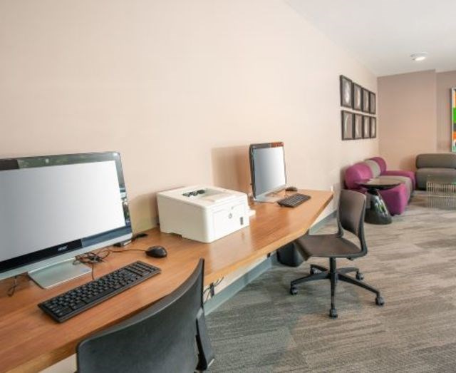 Business Center at 600 Lofts Apartments, Salt Lake City, UT