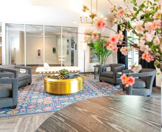 Lobby Lounge Lobby Lounge at 600 Lofts Apartments, Salt Lake City - Photo Gallery