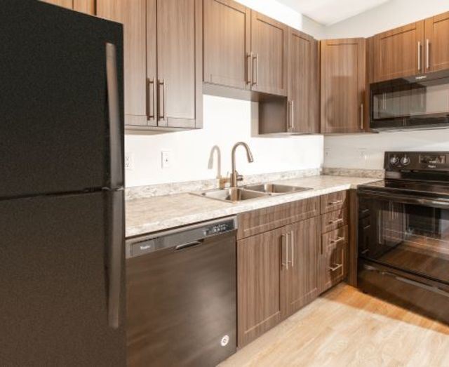 Fully Equipped Kitchen Fully Equipped Kitchen at 600 Lofts Apartments, Utah - Photo Gallery