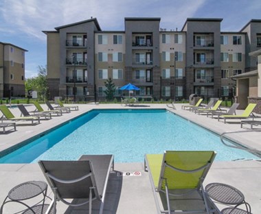 Swimming Pool With Relaxing Sundecks at Enclave at 1400 South Apartments, Salt Lake City, Utah