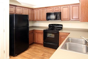 Modern Kitchen at Florentine Villas Affordable Apartments Modern Kitchen at Florentine Villas Affordable Apartments in Midvale UT - Photo Gallery 5
