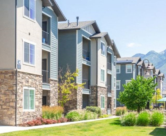 Property Exterior at Parc at Day Dairy Apartments and Townhomes, Utah