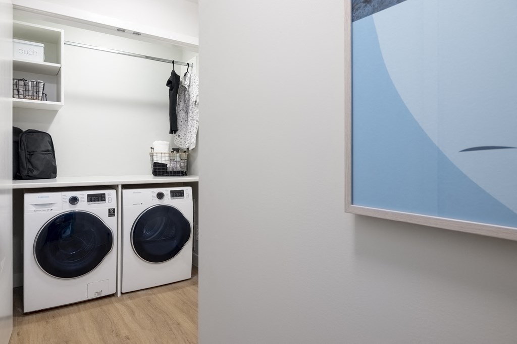 468 West - In House Laundry