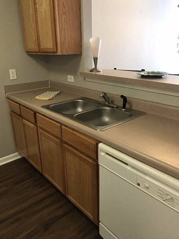 2745 Campus Pointe Cir 1 Bed Apartment for Rent - Photo Gallery 6