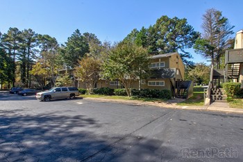 Aspen Court Apartments