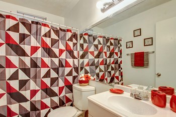 Aspen Court Apartments