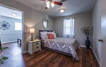1005 Elberta Road 1-2 Beds Apartment for Rent - Photo Gallery 3