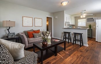 1005 Elberta Road 1-2 Beds Apartment for Rent - Photo Gallery 6