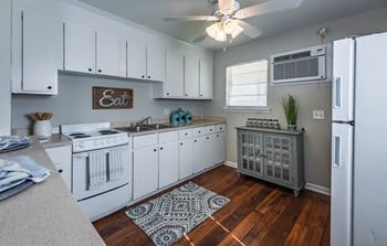 1005 Elberta Road 1-2 Beds Apartment for Rent - Photo Gallery 5
