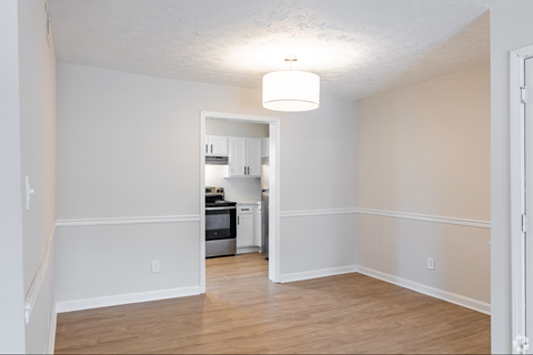 5959 Fairington Rd 1-3 Beds Apartment for Rent