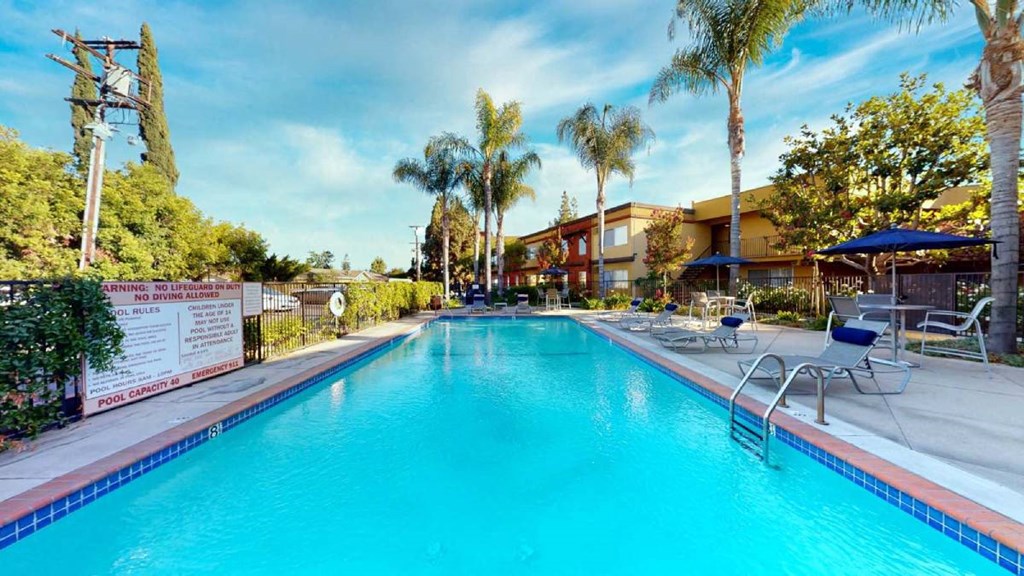 the swimming pool at the resort on longboat key club at The Marquee Apartments, North Hollywood