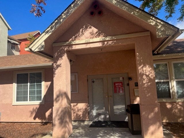 Front Entrance Leasing Office