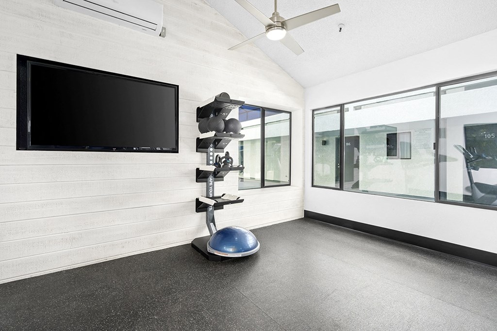 fitness center machines at Harbor Terrace Apartments, California, 90731