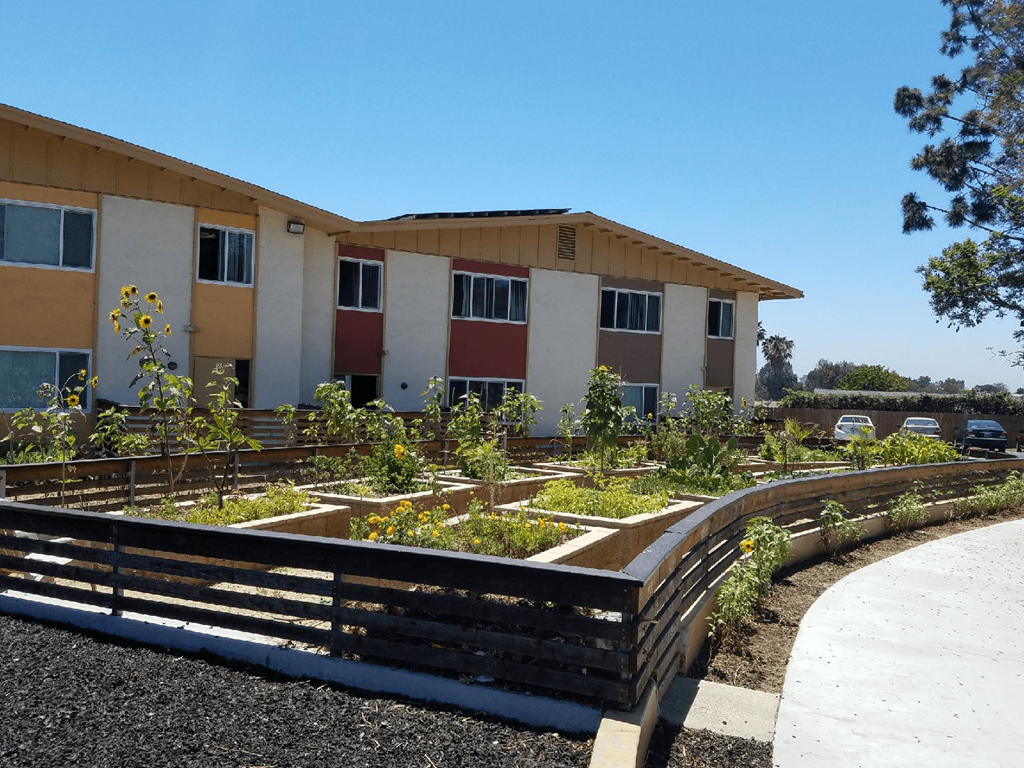 Common area planters