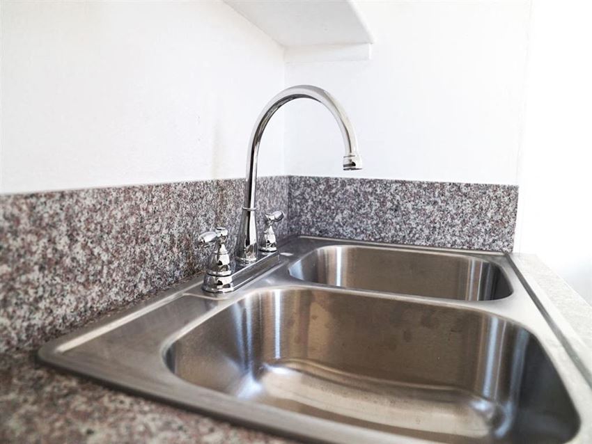 Kitchen sink