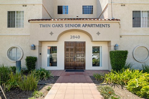 The entrance to the Twin Oaks Senior Apartments is welcoming.