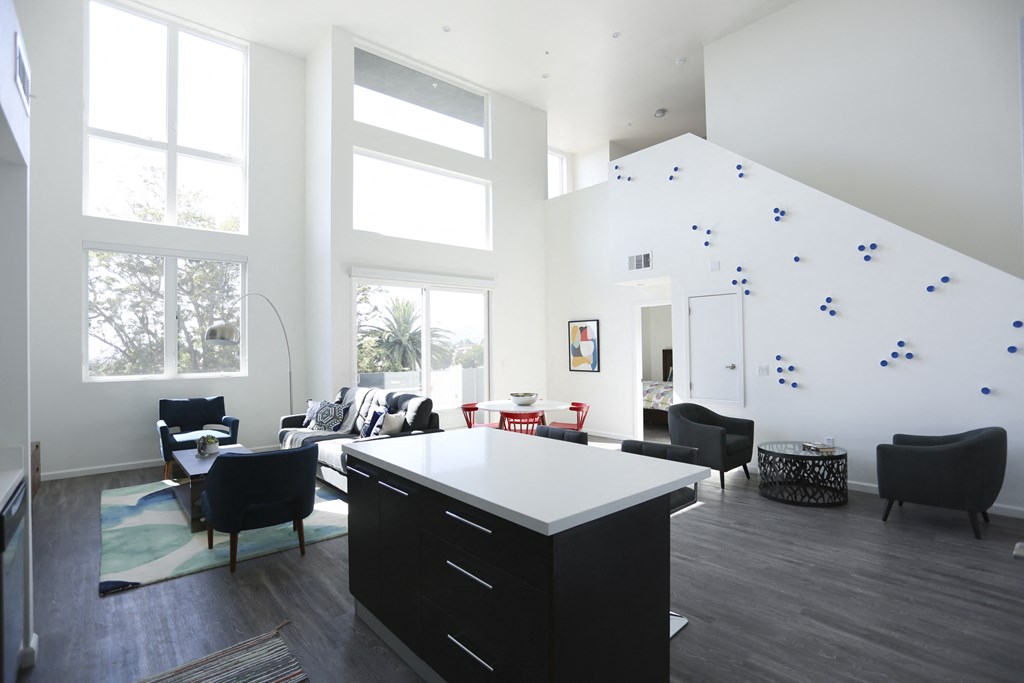 Spacious 2BD Loft Unit