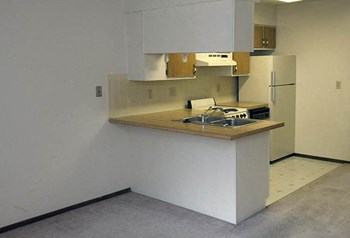 7901 E Lincoln Studio-1 Bed Apartment for Rent - Photo Gallery 5