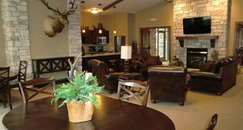 10237 W 21st St N 1-2 Beds Apartment for Rent - Photo Gallery 4