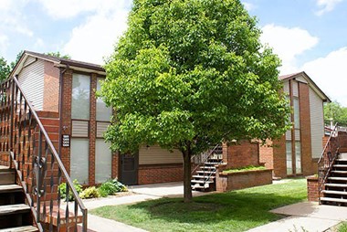 2510 E Pawnee Wichita 2 Beds Apartment for Rent Photo Gallery 1