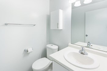 1725 Frobisher Lane Studio-3 Beds Apartment for Rent - Photo Gallery 10