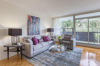 1833 Frobisher Lane Studio-3 Beds Apartment for Rent - Photo Gallery 2