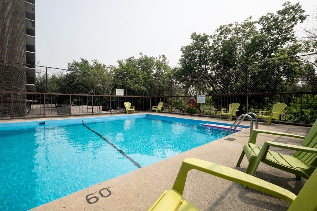 the swimming pool at our hotel