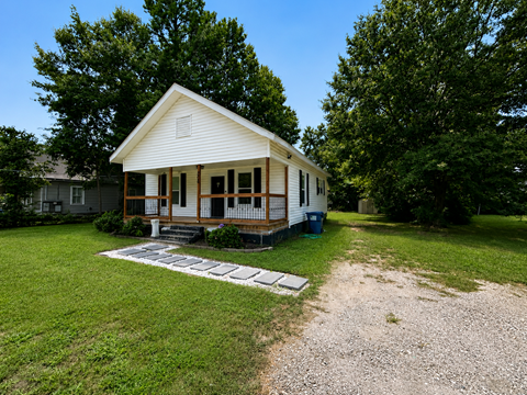 308 Hawkins Street 3 Beds Apartment for Rent