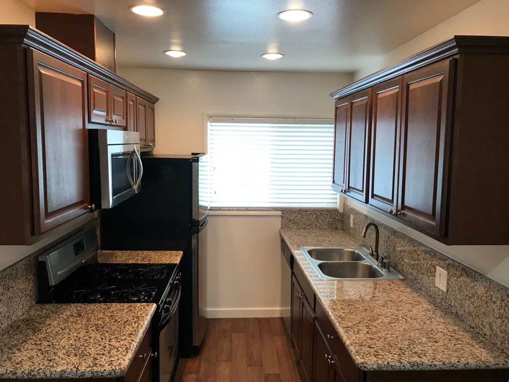 Woodruff Apartment Kitchen