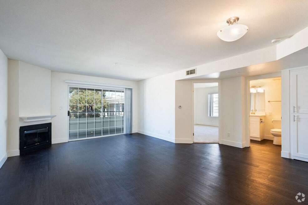 Park Regency Apartments