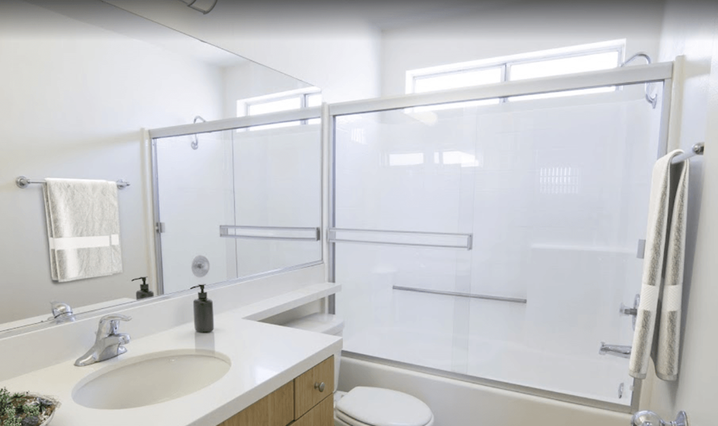 Luna Apartment View, Bathroom