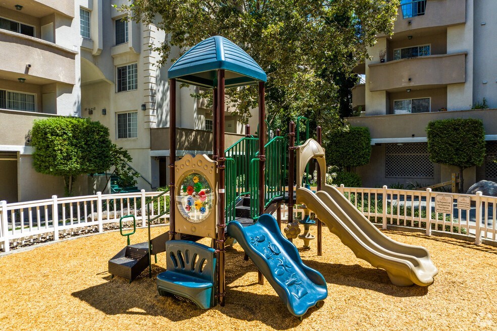 Park Regency Apartments