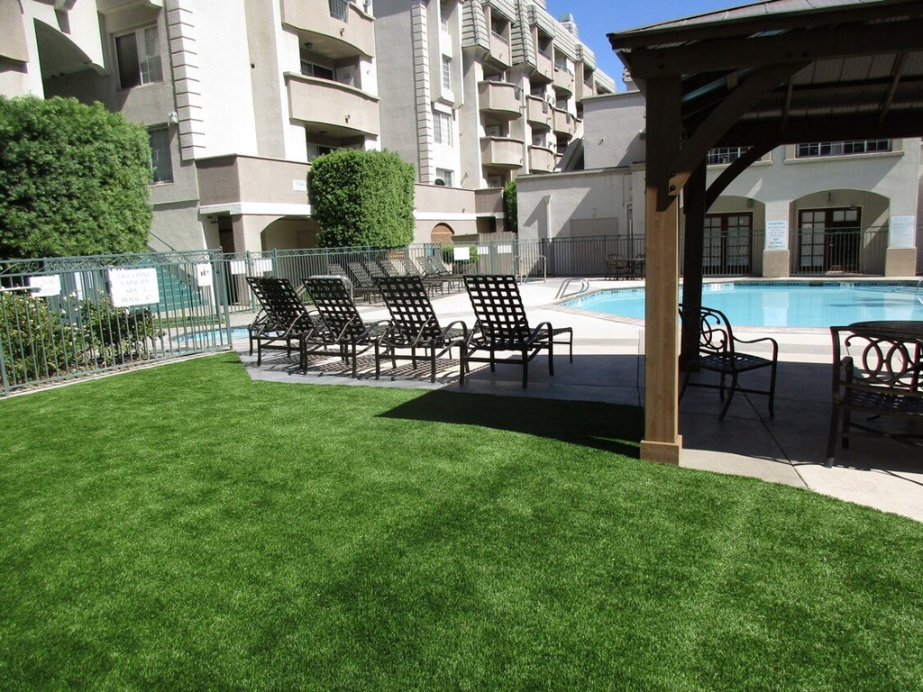 Park Regency Apartments