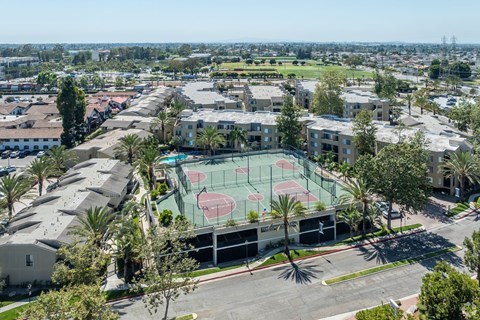 ROOF TOP SPORTS COURT