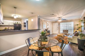 Hardwood plank flooring with crown molding