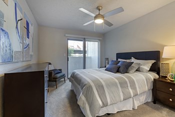 11025 S 51st St 1-2 Beds Apartment for Rent - Photo Gallery 3