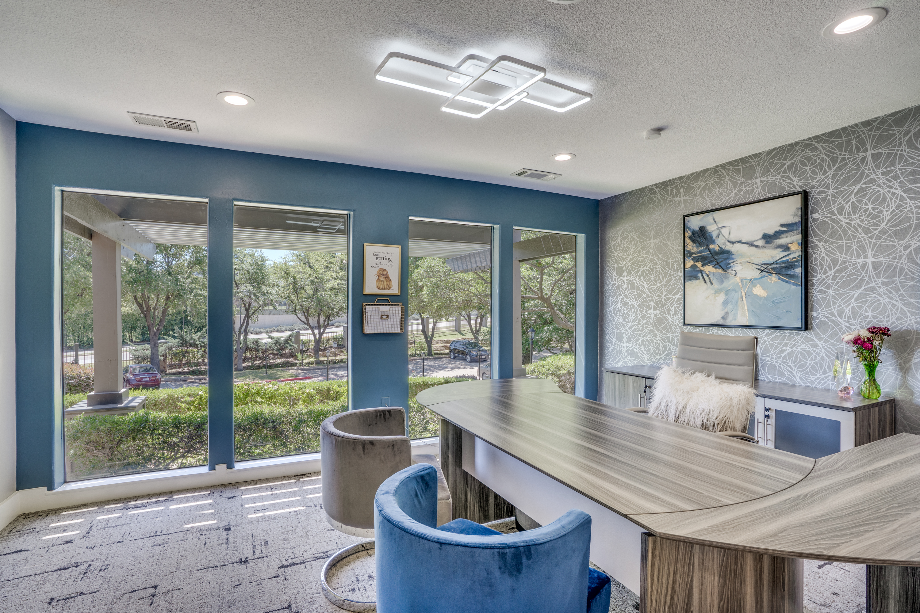 Las Colinas Heights Apartments is a similar property to Via Las Colinas - Phase 2 located in Irving