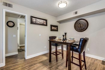 5959 West Greenway Road 1-2 Beds Apartment for Rent - Photo Gallery 15