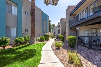 5959 West Greenway Road 1-2 Beds Apartment for Rent - Photo Gallery 9