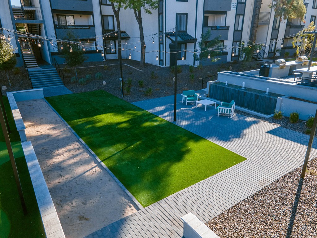 Courtyard and Grilling Area