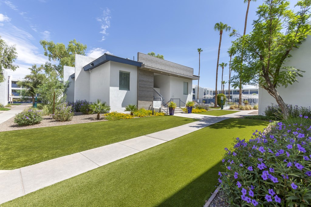 Halifax Leasing Center