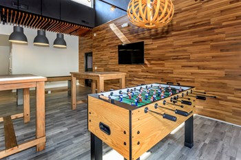 2121 W Main St 1-2 Beds Apartment for Rent - Photo Gallery 3