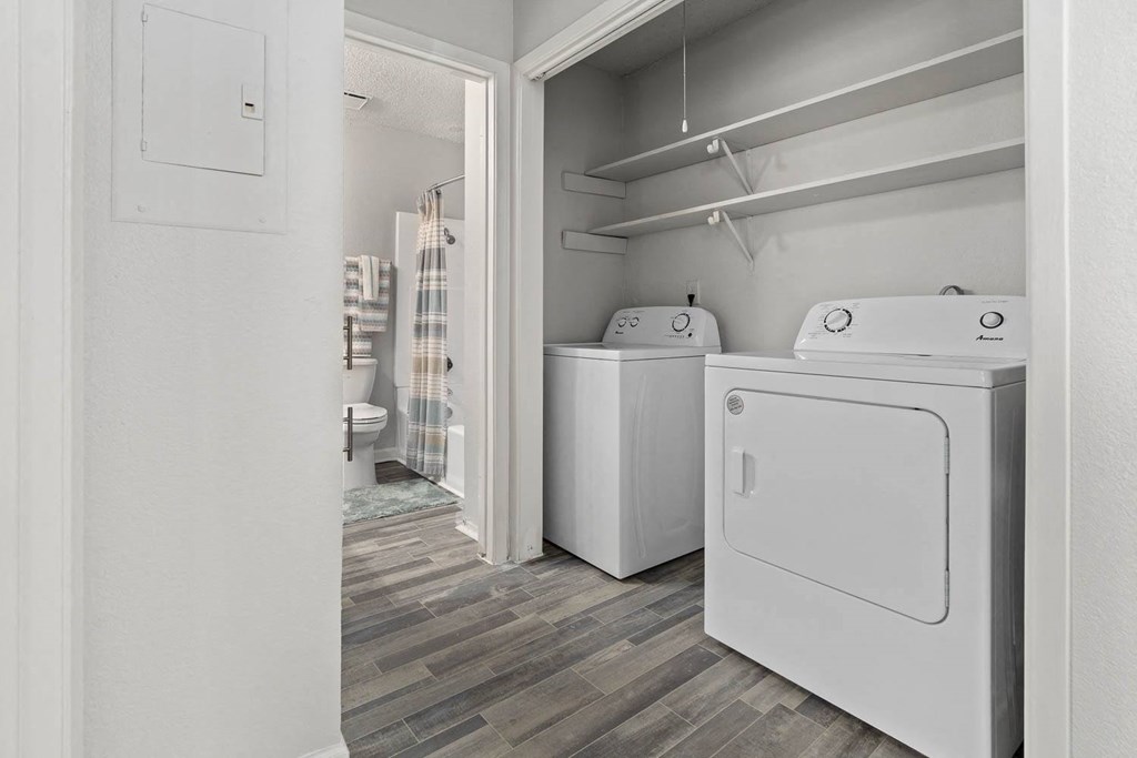 Full Size Washer and Dryer