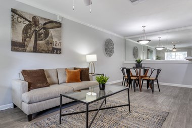 25650, I-45 1-2 Beds Apartment for Rent