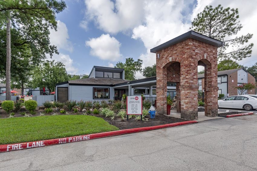 Central Park Apartments, 3230 S Gessner Rd, Houston, TX RentCafe