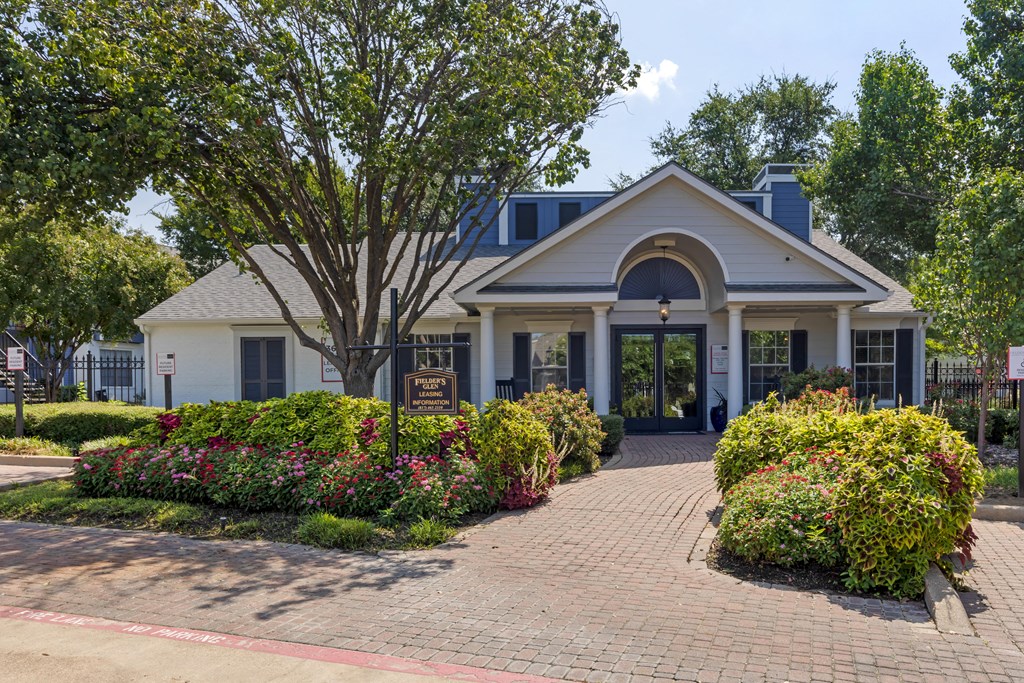 Leasing Center and Resident Lounge