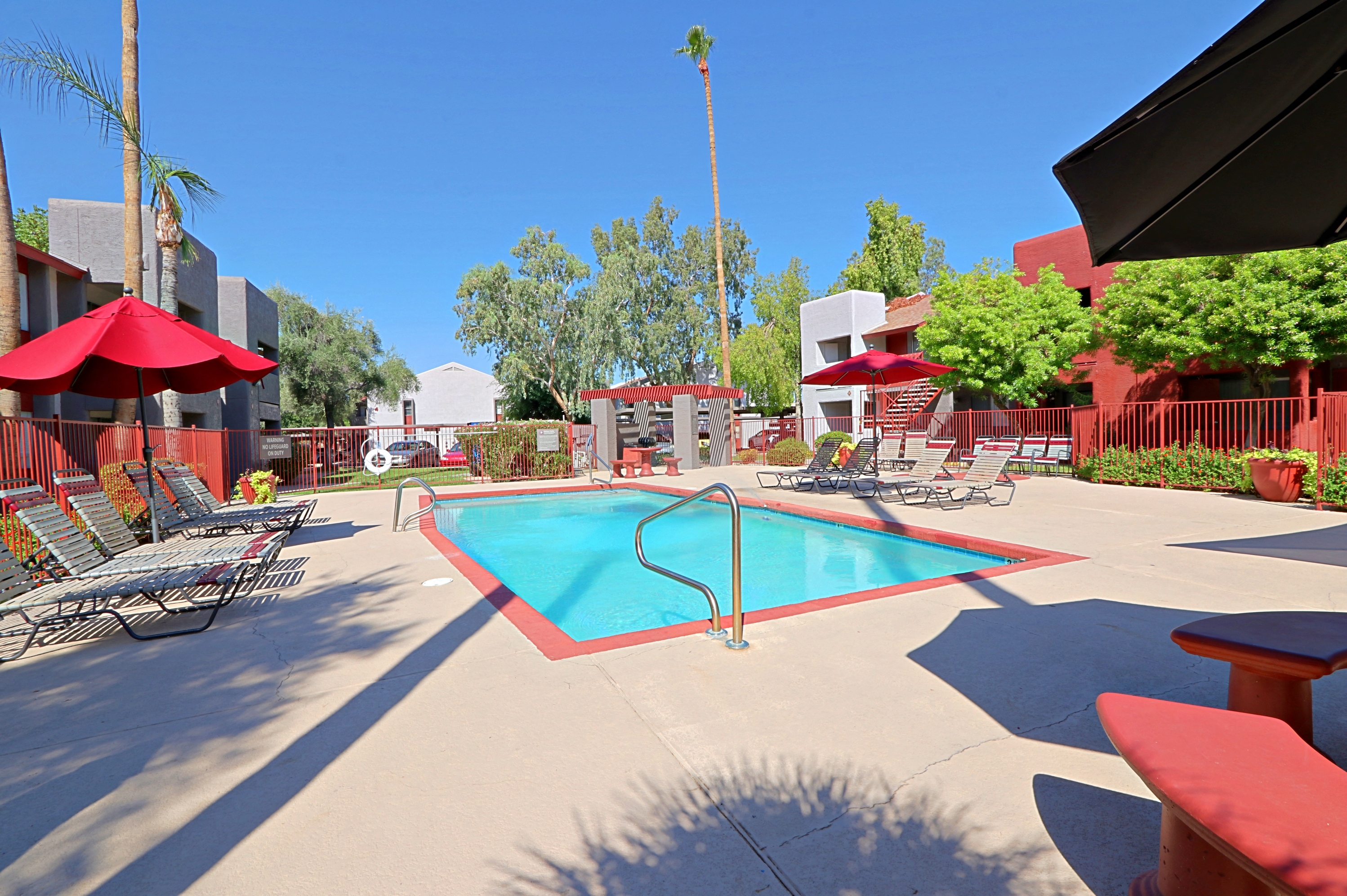 Country Gables Apartments