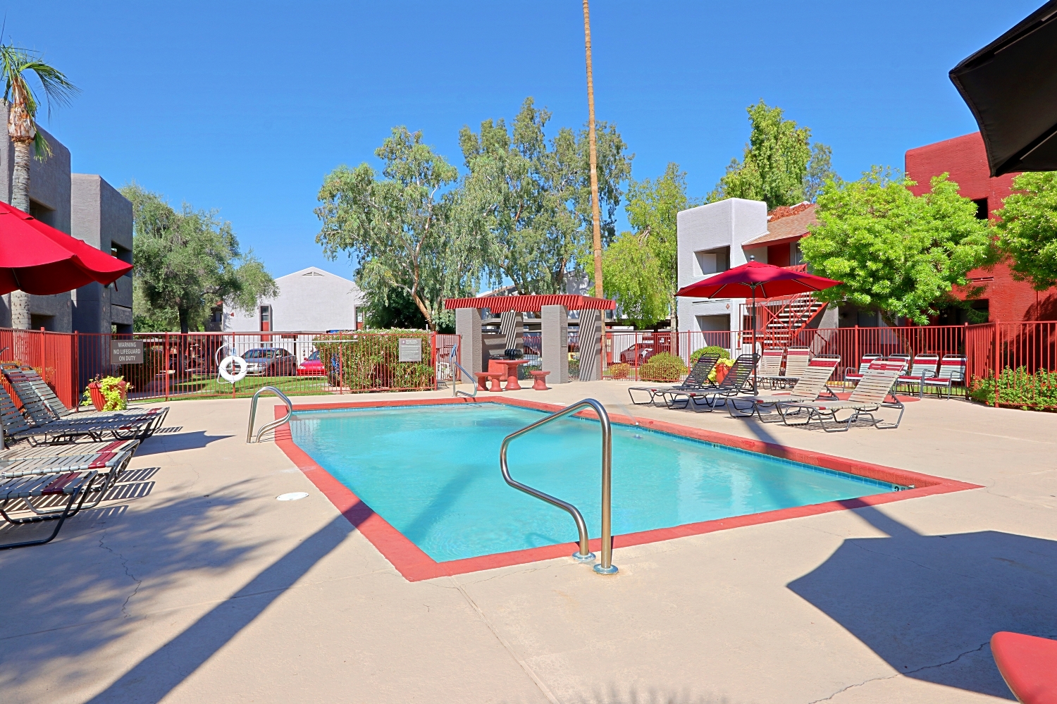 Country Gables Apartments