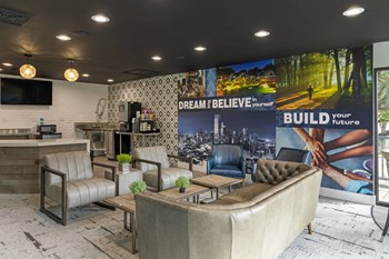 Las Colinas Heights Apartments